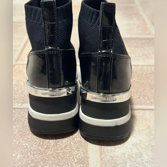 Michael Kors Skyler Stretch-Knit Sock Sneakers - Picture 6 of 8